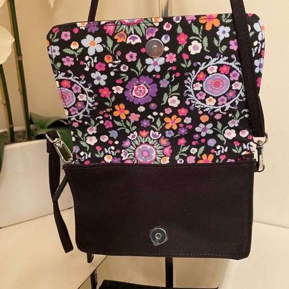 Vera Bradley Bags Vera Bradley Lighten Up Rfid 3 In